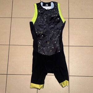 dhb Triathlon  Black and Yellow Cycling Suit Medium